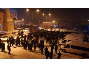 Bitlisli Kanaat Önderi Çevik, Binlerce Kişinin Katılımıyla Toprağa Verildi