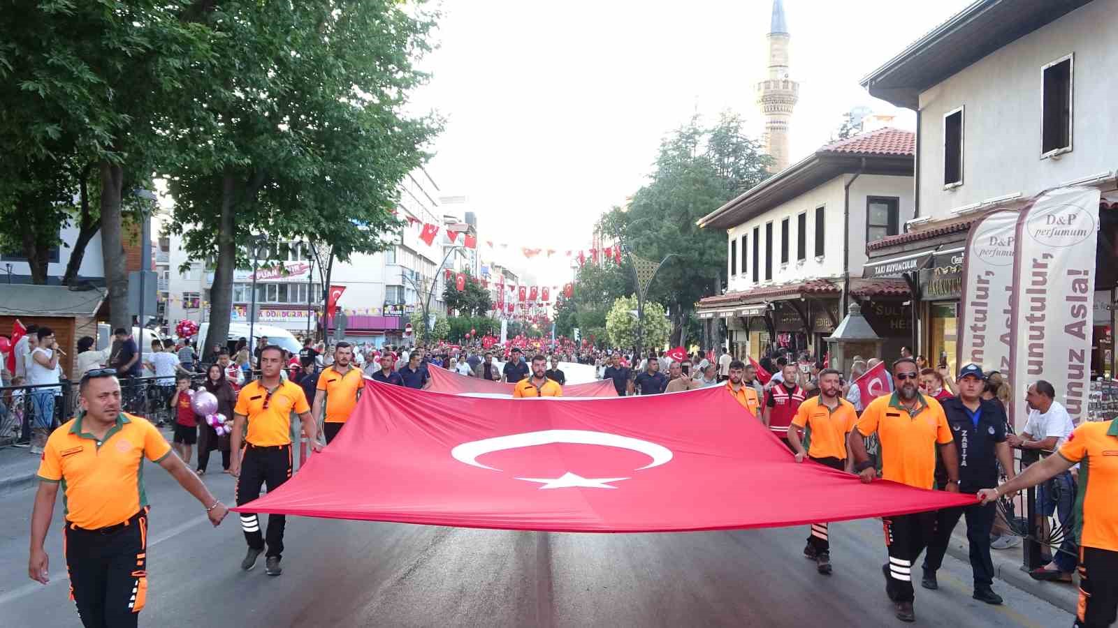 isparta-da-15-temmuz-demokrasi-ve-milli-birlik-gunu-anildi