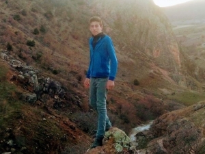 Elindeki Tüfek Kazara Ateş Alan Liseli Hayatını Kaybetti