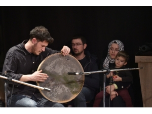 Mamak’ta Santur Rüzgarı