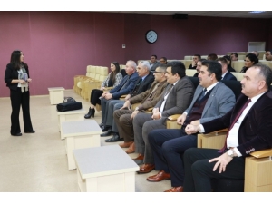 Kırıkkale Belediyesi Personeline Aile İçi İletişim Semineri Verildi