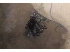 4 Metrelik Çukur Kazmışlar: 1’i Eski Polis Olmak Üzere 3 Kişi Yakalandı