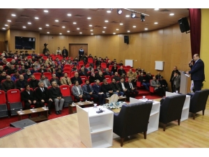 Başkan Orhan: “Dünya Siyasetine Yön Veriyoruz”