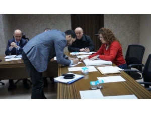 İzmit Belediyesi 7 Adet Yeri Kiraladı