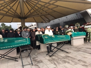 Ünlü İş Adamı Burhan Silahtaroğlu Son Yolculuğuna Uğurlandı