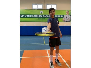 Genç Raket Fransa Biletini Kaptı