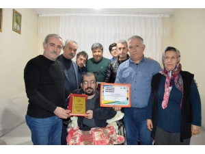 Kas Hastası Şahıs "Özgür Olmak" Kısa Filmiyle Dereceye Girdi