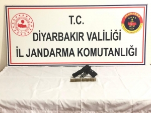 62 Yıl Hükmü Olan İki Firari 15 Yıl Sonra Ahırda Yakalandı