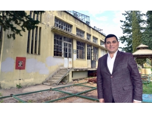 Köhne Bina Kütüphane Oluyor