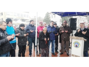 Yardım Konvoyu Dualar Eşliğinde Suriye’ye Hareket Etti