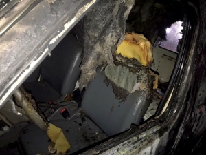 Park Halindeki Araçta Yanarak Can Verdi