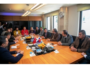 Rus İş Adamlarından Ahmet Aras’a Ziyaret