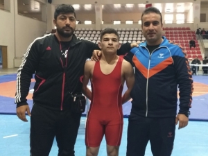 Güreşte Türkiye 3.’sü Oldular