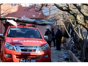 Kazan Dairesindeki Yangın Korkuttu