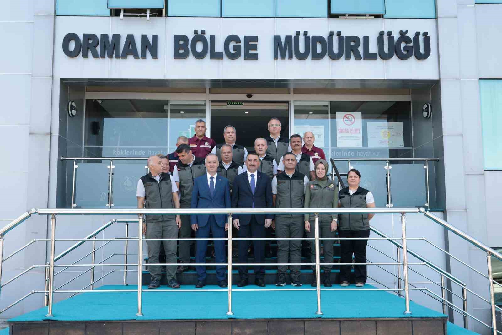vali-hacibektasoglu-ndan-orman-bolge-mudurlugu-ne-ziyaret