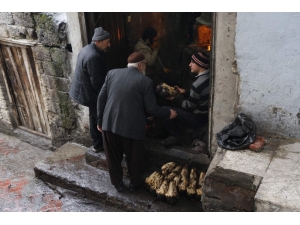 Fiyatı Uygun Olunca Vatandaşlar Kelle Paçaya Yöneldi