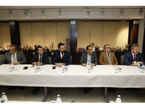 Büyükşehir’de Vakıflar Ve Turizm Zirvesi