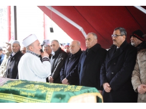 2. Ordu Komutanı Korgeneral Sinan Yayla’nın Anne Acısı