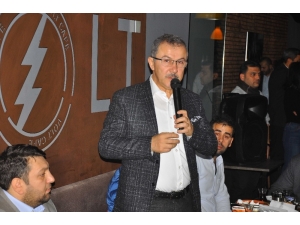 Başkan Deniz Köken, Cengiz Topel Esnafı İle Bir Araya Geldi