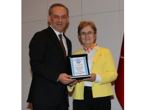 Prof. Dr. Kevser Erol, 36 Yıl Görev Yaptığı Esogü’den Emekliliğe Uğurlandı