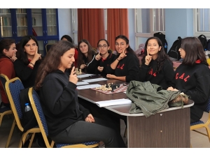 Pamukkale Belediyesi Ücretsiz İşaret Dili Kursu Başvuruları Başladı