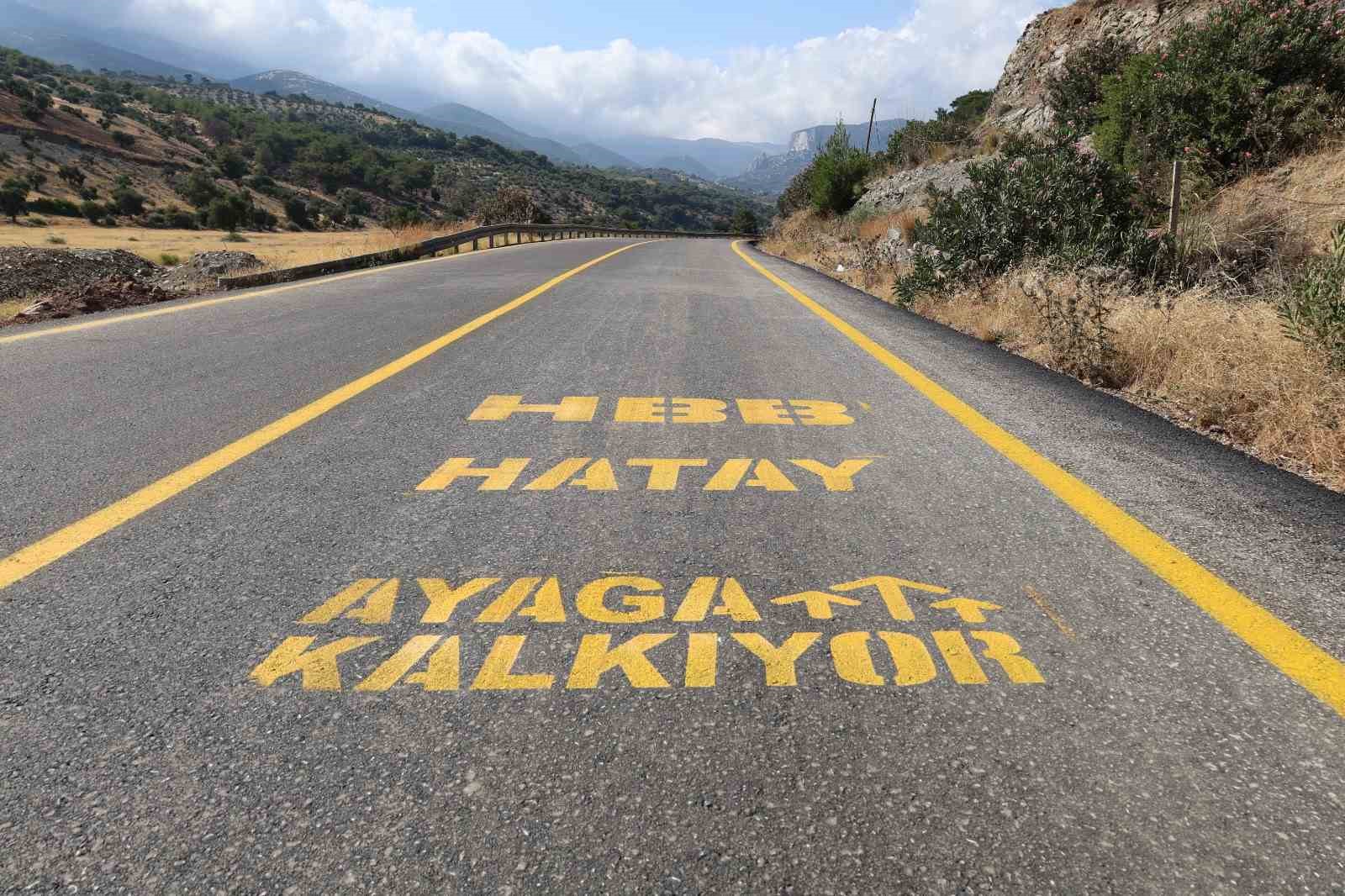 hatay-buyuksehir-belediyesi-2024-nisan-dan-bu-yana-2-bin-704-km-lik-yol-agini-yeniledi