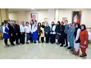 Kadın Kültür Ve Sanat Merkezlerinden Dönem Sonu Sergisi