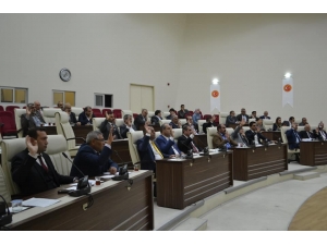 Osmaniye’de İlçe Özel İdare Müdürlükleri Kapatıldı