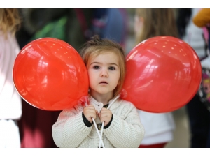 Maltepe’de Çocuk Şenliği Masal İle Şenlendi