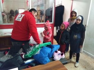 Tel Abyad Sevgi Mağazası Sevindiriyor