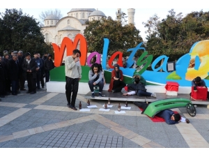 Sokak Tiyatrosuyla Uyuşturucunun Zararına Dikkat Çektiler