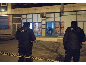 Arnavutköy’de Markete Eyp’li Saldırı