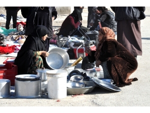 Tel Abyad’ta Halk, Yeni Hayata Alışmaya Çalışıyor