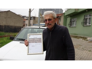 Hayatında İlk Kez Trafik Cezası Yedi, Hatıra Kalsın Diye Makbuzu Çerçeveletti
