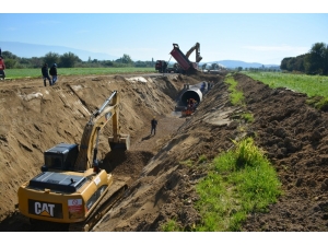 Dsi, Efeler Diyarını Su Yatırımları İle İhya Etti