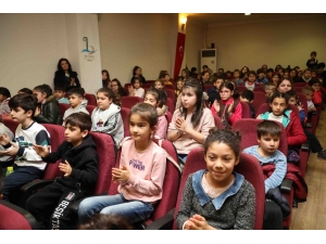 Bayraklı’da Çocuklara Sömestr Eğlencesi