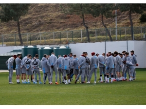 Hüseyin Çimşir, İlk Deplasmanına Çıkıyor