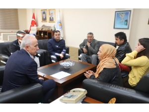 Başkan Gültak, Halk Gününde Sorun Ve Talepleri Dinledi