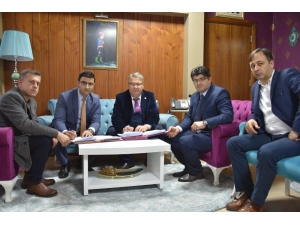 Yunusemre Belediyesinden Personelini Sevindiren Sözleşme