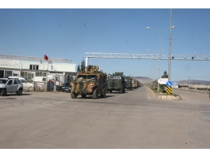 Komandolar Hücum Marşı’yla Sınır Hattına Gitti