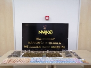 Antalya’da Uyuşturucudan 2 Şüpheli Tutuklandı