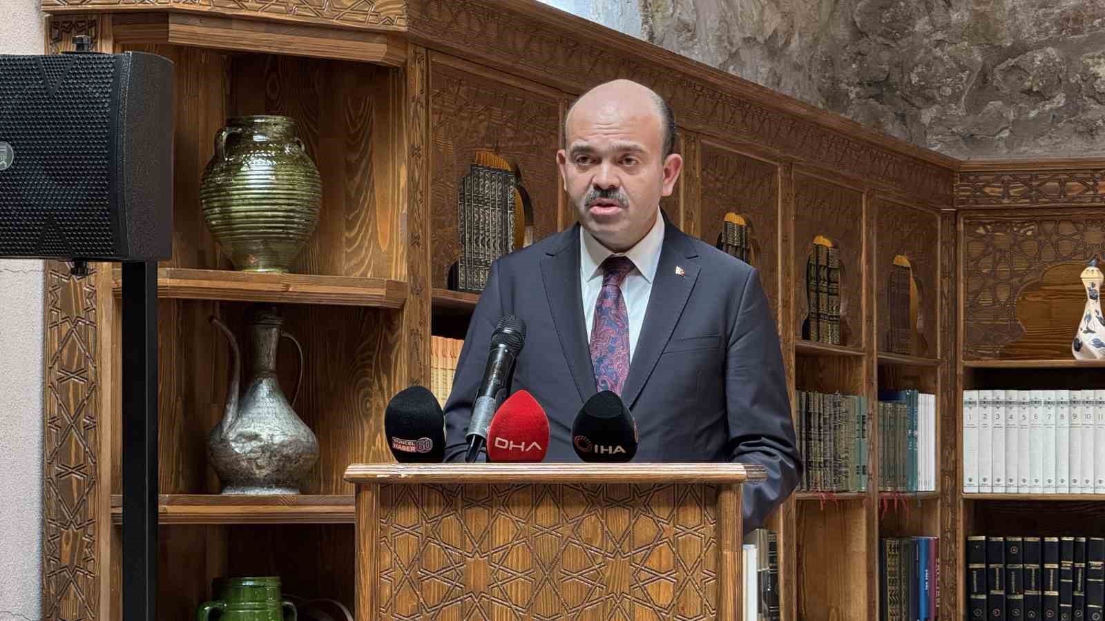 bakan-yardimcisi-caliskan-kamudaki-engelli-memur-sayisi-83-bini-asti