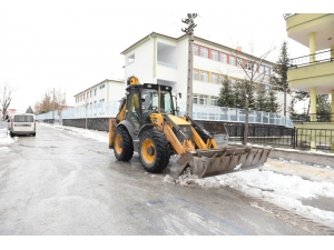Çorum Belediyesi’nde Kar Mesaisi