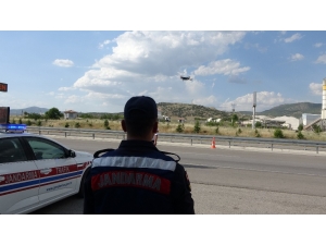 Jandarmanın Kemer Ve Kış Lastiği Denetiminde 157 Sürücüye Ceza Yağdı