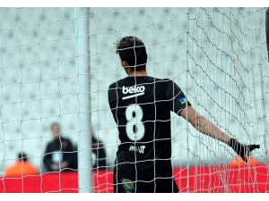 Ziraat Türkiye Kupası: Beşiktaş: 1 - Bb Erzurumspor: 1 (İlk Yarı)