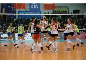 Türk Hava Yolları Avrupa’da Yenilgisiz Devam Ediyor