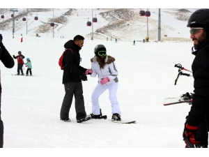 Erciyes’te Sömestir Tatili Dolu Dolu Geçiyor