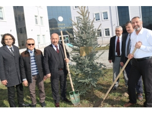 Kütahya’da Hayrettin Karaca Anısına Fidan Dikme Etkinliği