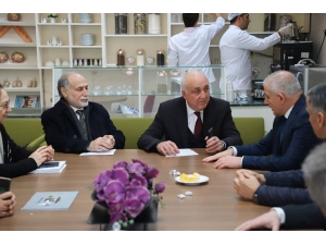 Başkan Tuncay Şahin Darülaceze’yi Ziyaret Etti