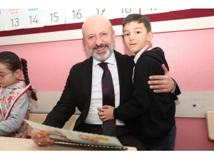 Kocasinan Belediyesi’nden Dünya Standartlarında Temizlik Hizmeti